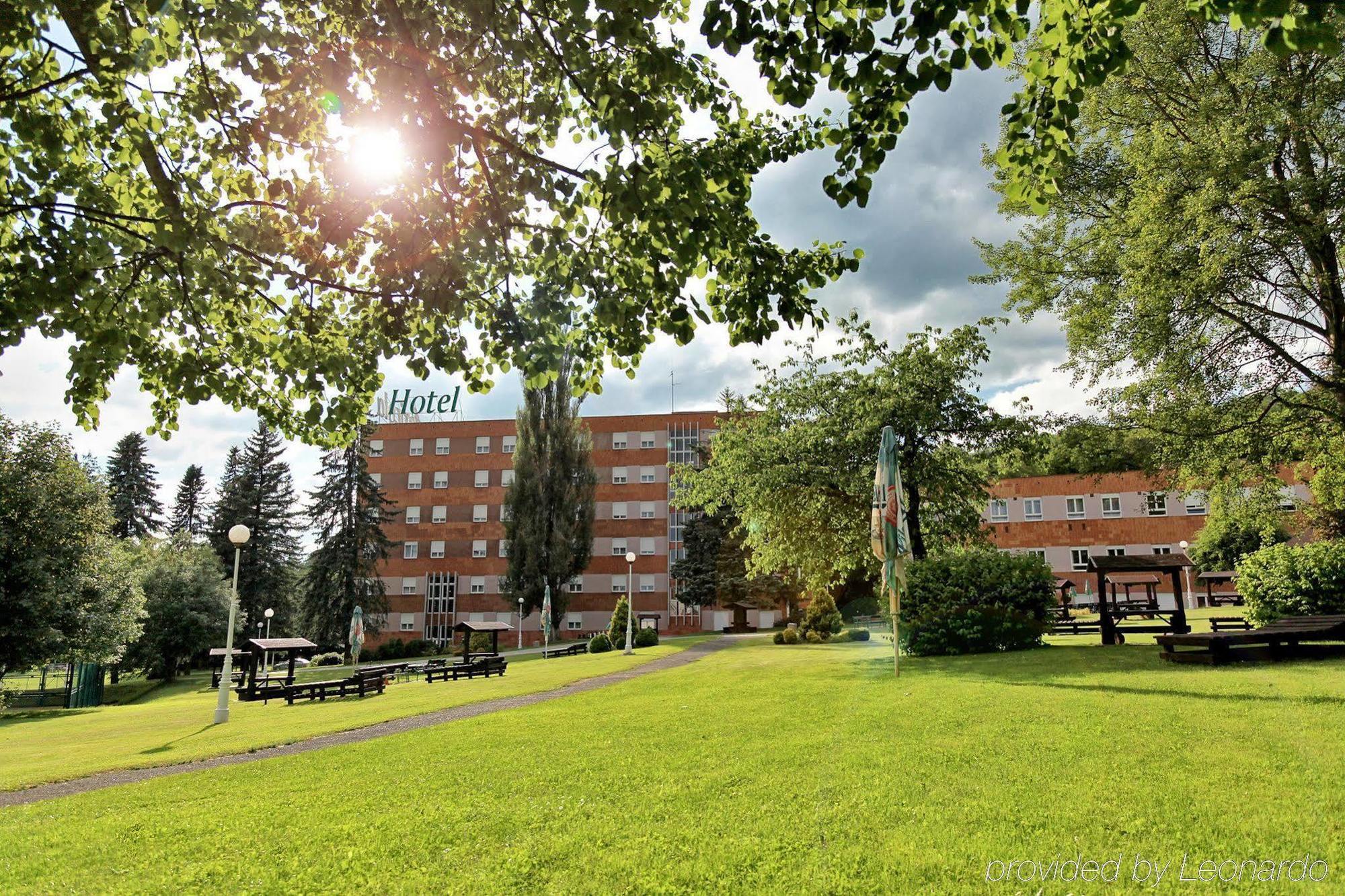 Agricola Sport & Wellness Centre Hotel Marianske Lazne Exterior photo